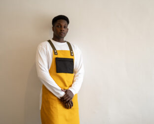 人生を楽しくしてくれるエプロンと出会う|APRON COFFEE 人生を楽しくしてくれるエプロンと出会う|APRON COFFEE